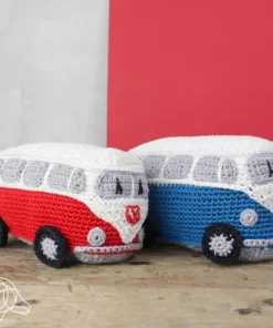 red or blue VW vans