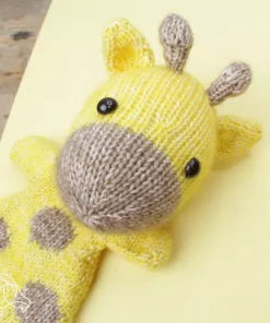 Ziggy Giraffe knitting kit