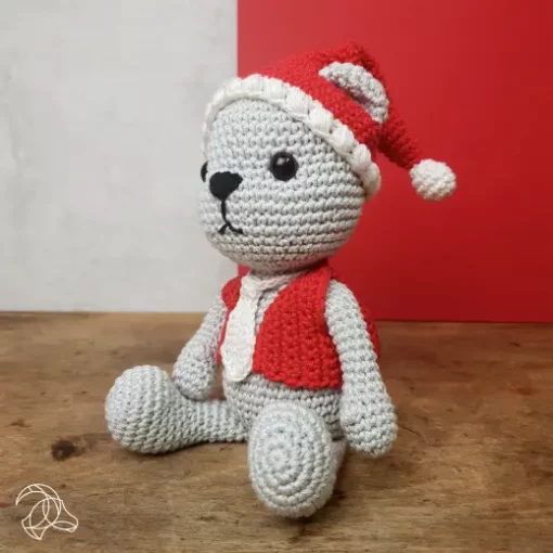 Winter Bear Crochet Kit by Hardicraft