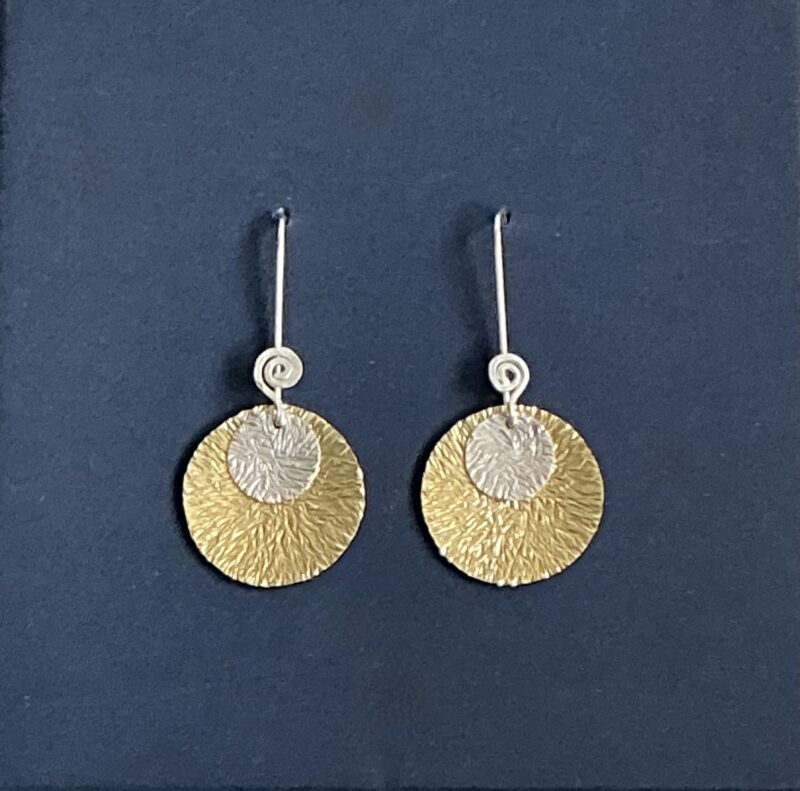 earrings in brass and silver - flat